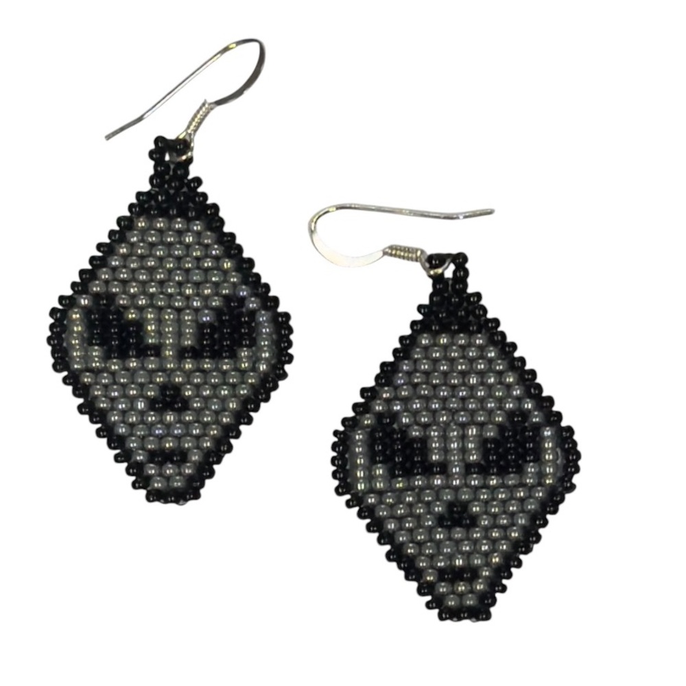 UNBRANDED Out Of This World HANDMADE Alien Face BEADED Earrings